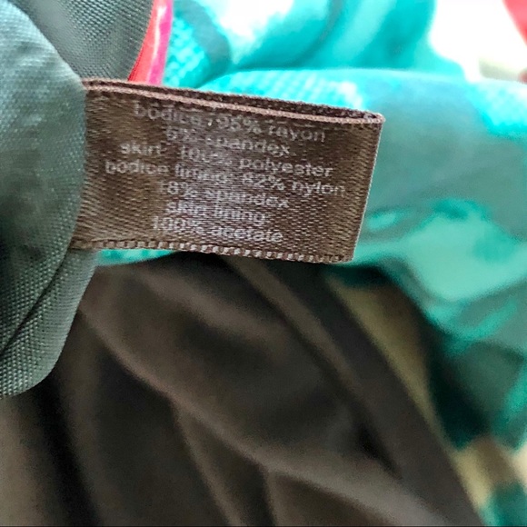 3/$19 The Limited Mixed Media Belted Floral Dress - Picture 7 of 7